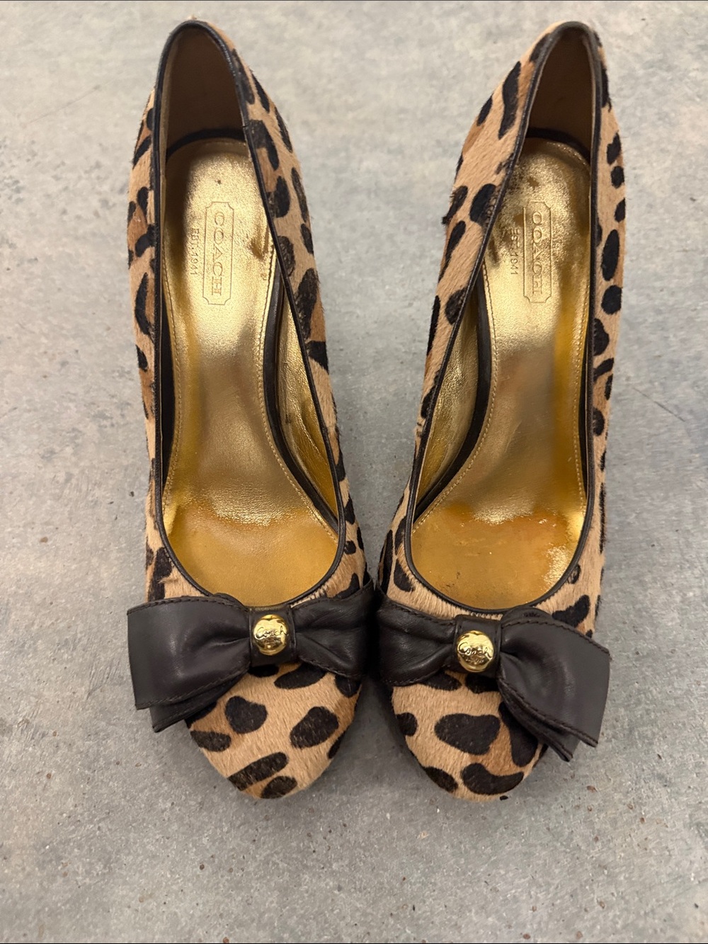 Coach Vintage Y2K Leopard-Print Pointed Toe Pumps with Black Bow
